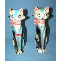 Pair of porcelain seated cat salt & pepper shakers