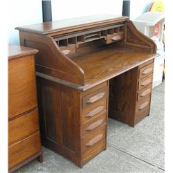 Antique roll top desk circa early 1900's