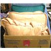 Image 1 : Box full of vintage pillows
