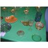 Image 3 : Collection of vintage Depression glass, art glass and