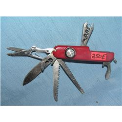 Swiss style pocket knife with built in compass