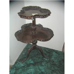 Antique 2 tiered table