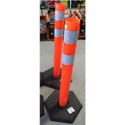 PAIR OF 42" TALL PYLONS WITH BASES