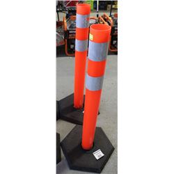 PAIR OF 42" TALL PYLONS WITH BASES