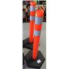 Image 1 : PAIR OF 42" TALL PYLONS WITH BASES