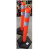 Image 1 : PAIR OF 42" TALL PYLONS WITH BASES