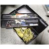 Image 1 : METAL TOOLBOX WITH CONTENTS