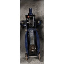 MASTERCRAFT 10 TON FLOOR JACK