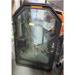 BOBCAT 510 BOBCAT DOORS X 2
