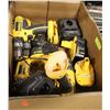 Image 1 : LOT OF 4 DEWALT 18V WITH 4 BATTERIES AND 2 CHARGER