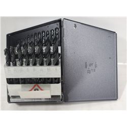 NEW 21 PIECE DRILL BIT SET