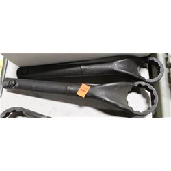 LOT OF 2 NEW WRENCHES, 1-11/16 & 2-1/16