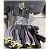 Image 1 : 12 PAIRS GRIP WORK GLOVES SIZE EXTRA SMALL