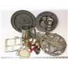 Image 1 : LOT OF ASSORTED METAL DECORATION