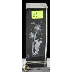 CRYSTAL HOLOGRAM OF MAN GOLFING