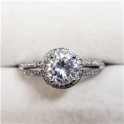 SILVER CUBIC ZIRCONIA  RING (~SIZE 7)