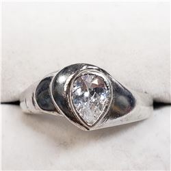 SILVER CUBIC ZIRCONIA  RING (~SIZE 7.75)