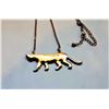 Image 1 : 22)  GOLD TONE CAT PENDANT ON CHAIN