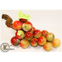 SHOWHOME DISPLAY GRAPES