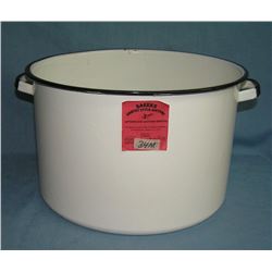 Large enameled metal pot