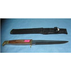 Quality throwing dagger with sheath