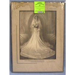 Vintage wedding photo: Litman's studio, NY City