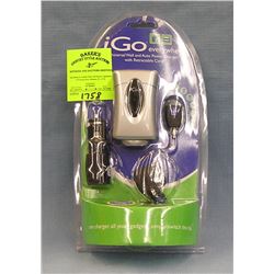 Igo universal wall and auto power charger kit