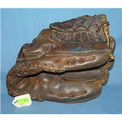 Early Jack Fisher autographed model baseball glove