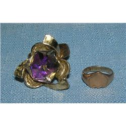 Pair of vintage rings