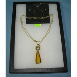 Vintage necklace and earring set