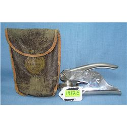 Early official pocket size notary seal