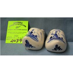 Pair of vintage Delftware Dutch shoes