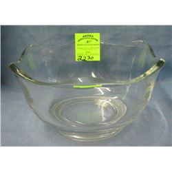 Crystal serving bowl