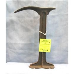 Antique cast iron shoe makers stand