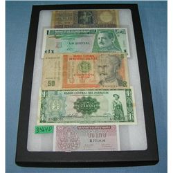 Group of vintage World currency