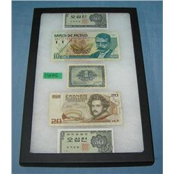 Group of vintage World currency