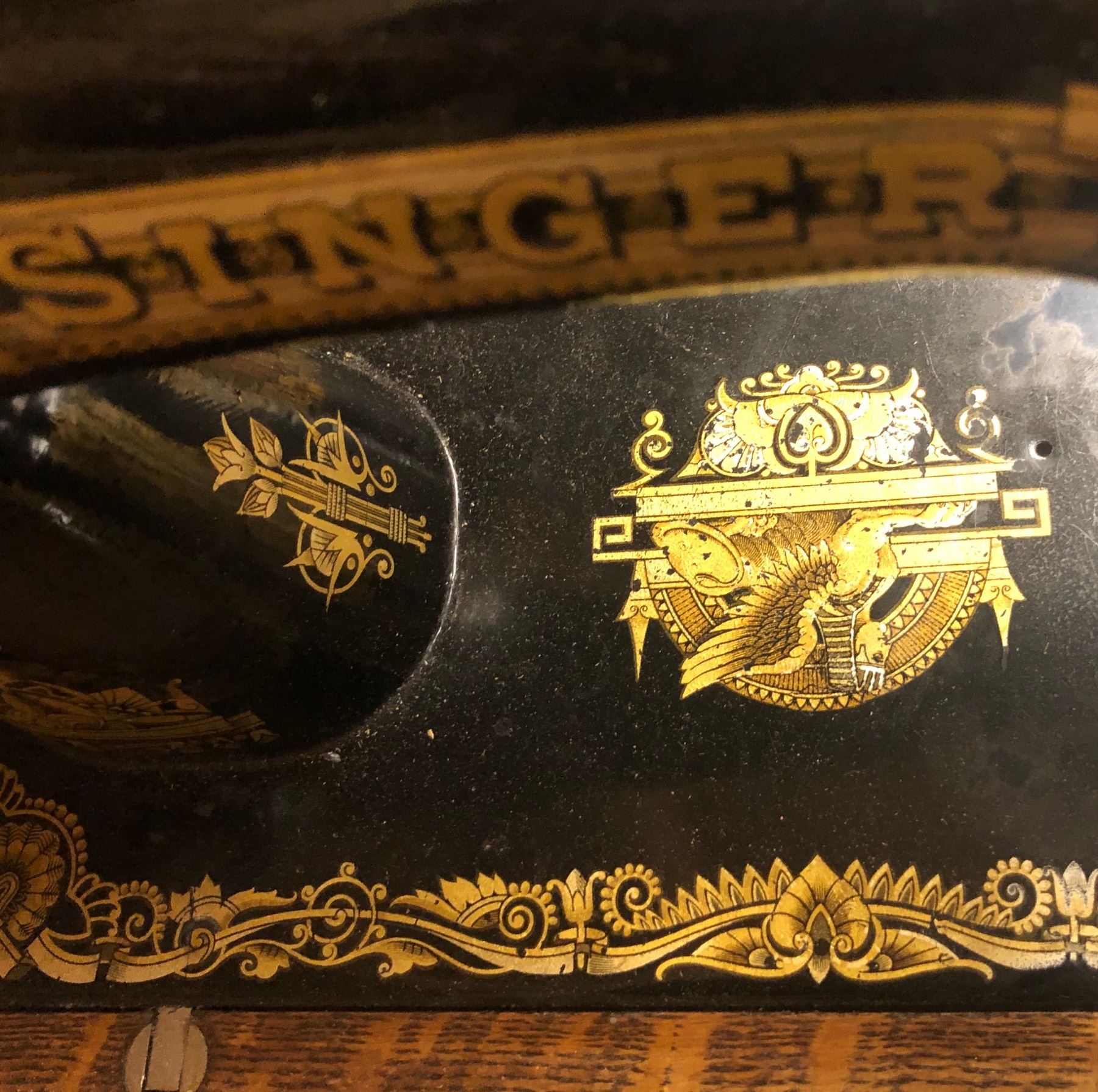 Coffin top sewing machine