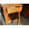 Image 2 : ANTIQUE OAK WASH STAND