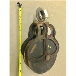 ANTIQUE WOOD PULLEY