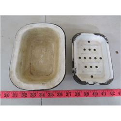 TWO PIECES OF ENAMEL WEAR (DISH, SOAP DISH)