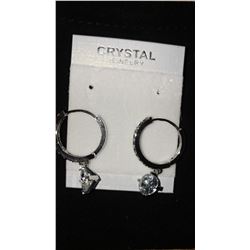 PAIR OF SILVER COLOURED FASHION EARRINGS (CRYSTAL JEWELRY)