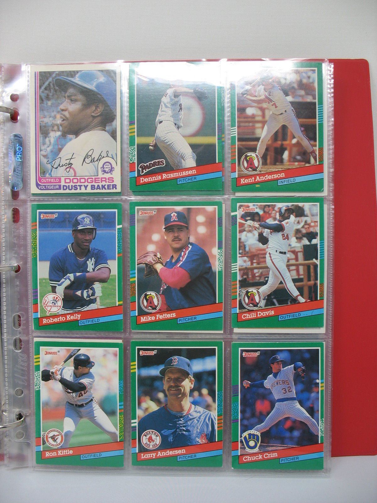 BASEBALL CARDS (ALBUM OF 90 DIFFERENT CARDS) *SOME FROM 1977* Schmalz