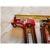 Image 4 : LOT OF 2 1:18 GAS PUMPS AND 3 DIE CAST CARS