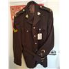 Image 1 : RCMP BROWN SURGE WITH SHOULDER BADGES AND CRESTS