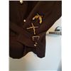 Image 2 : RCMP BROWN SURGE WITH SHOULDER BADGES AND CRESTS