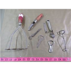 LOT OF MISCELLANEOUS KITCHEN ITEMS (BOTTLE OPENERS, PEELER, ETC.)