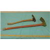 Image 1 : TWO VINTAGE GRUB HOES (HANDLES ARE 33" & 23.5")