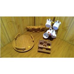 4 wood pieces, 6 cups (made in Japan)