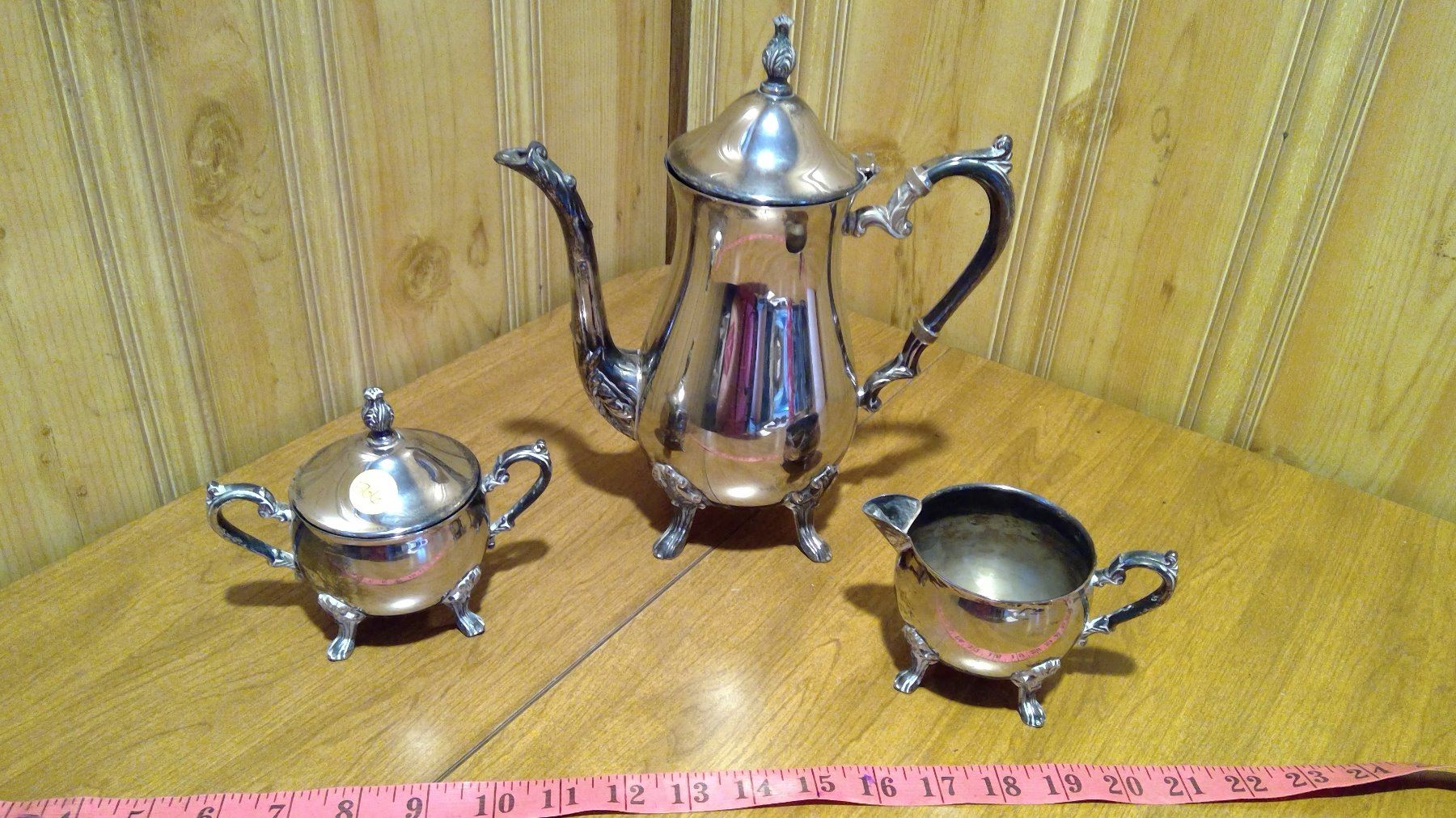 Silver plated tea set (tea pot, sugar, cream *missing lid*)