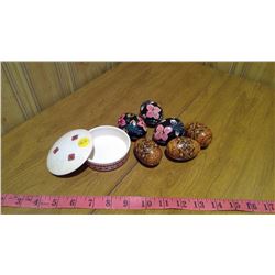 Lot of 6 Ukranian eggs & one dish